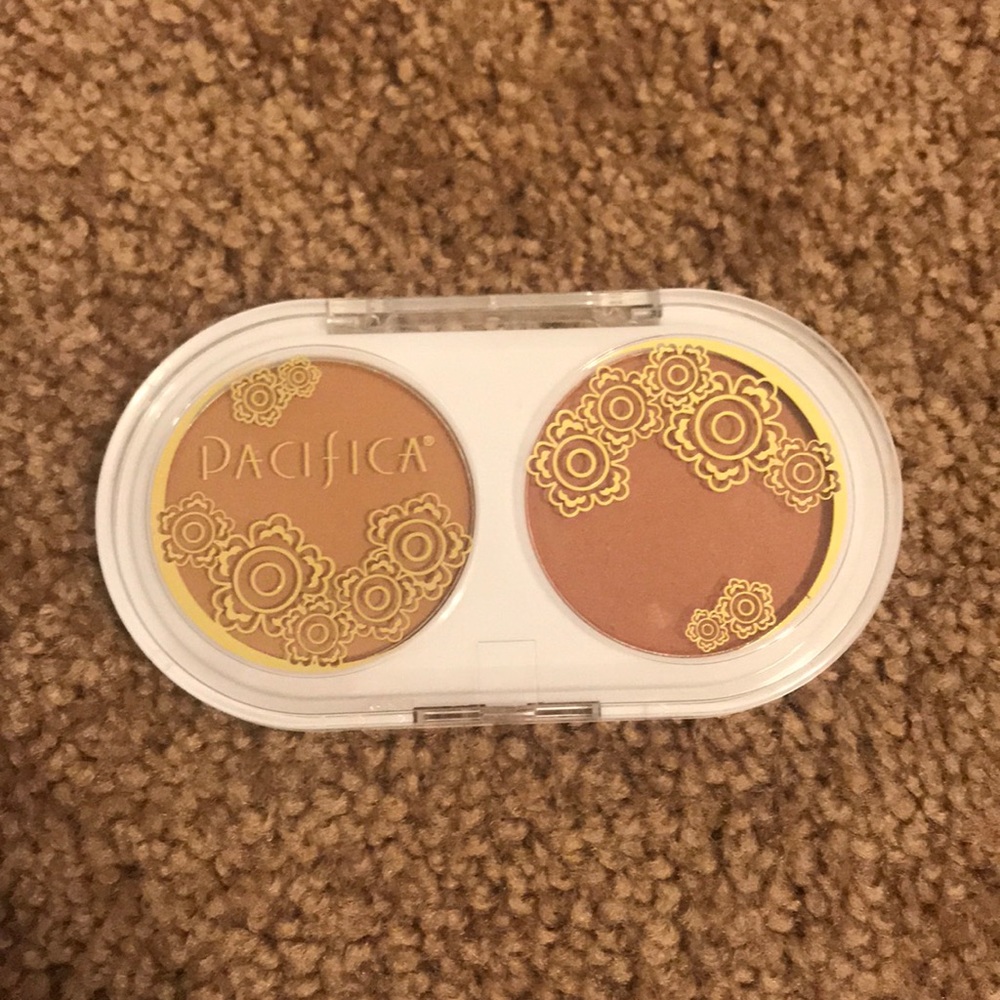 Pacifica Blush Palette